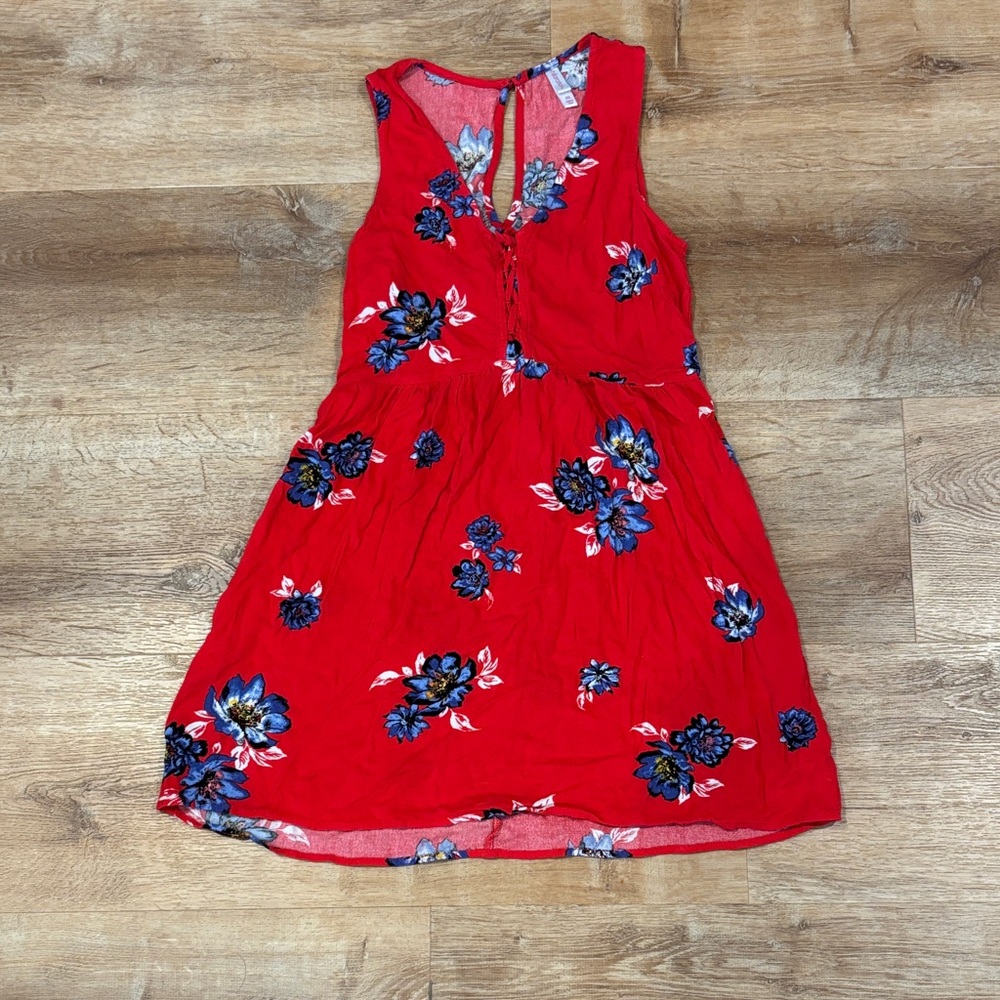 Xhilaration Red Floral V-Neck Dress with Blue Accent
